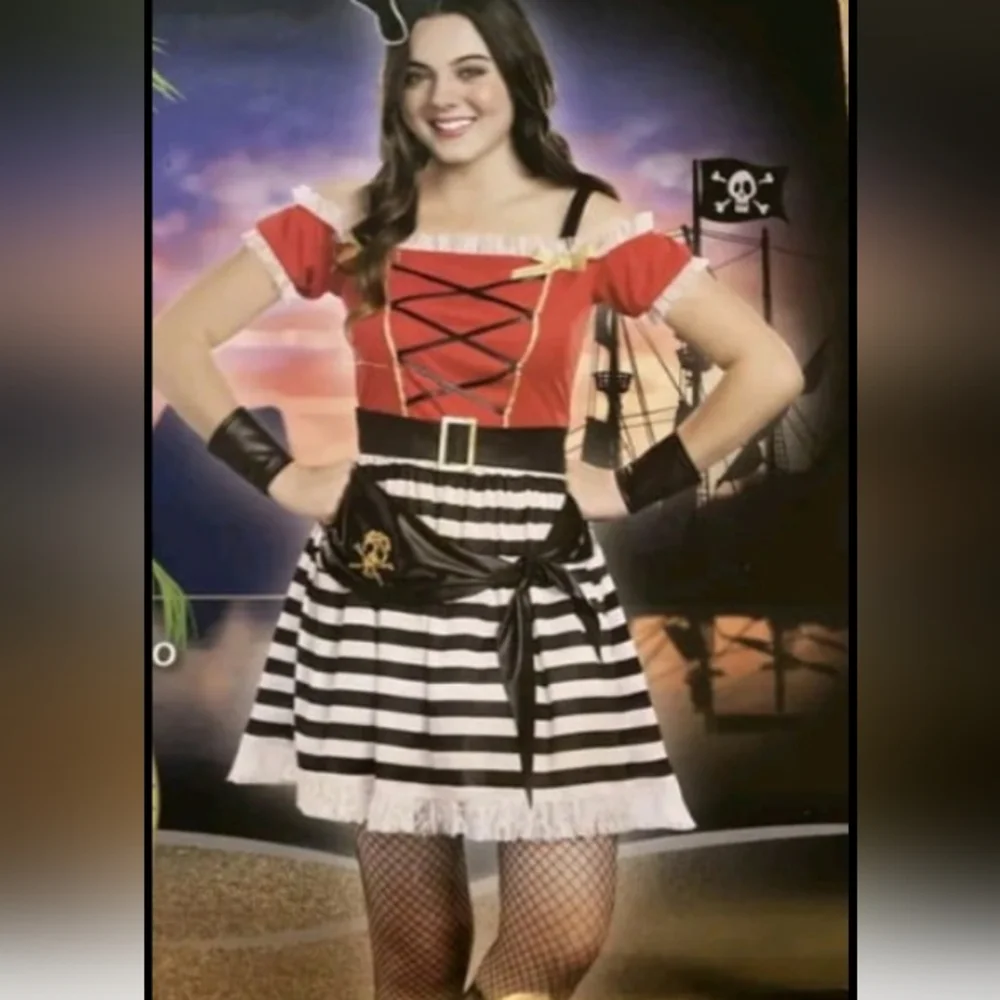 “Captain Cutie” Pirate Costume, Size L